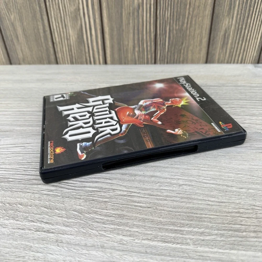 Guitar Hero (Sony PlayStation 2, 2006) Complete With Manual